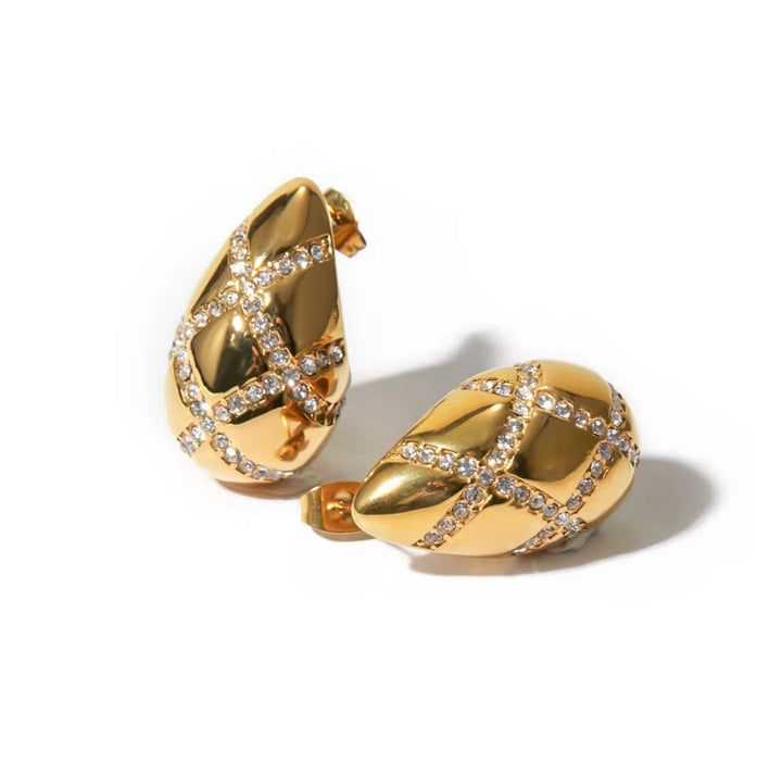 Diamond Tear Drop 18k gold earrings