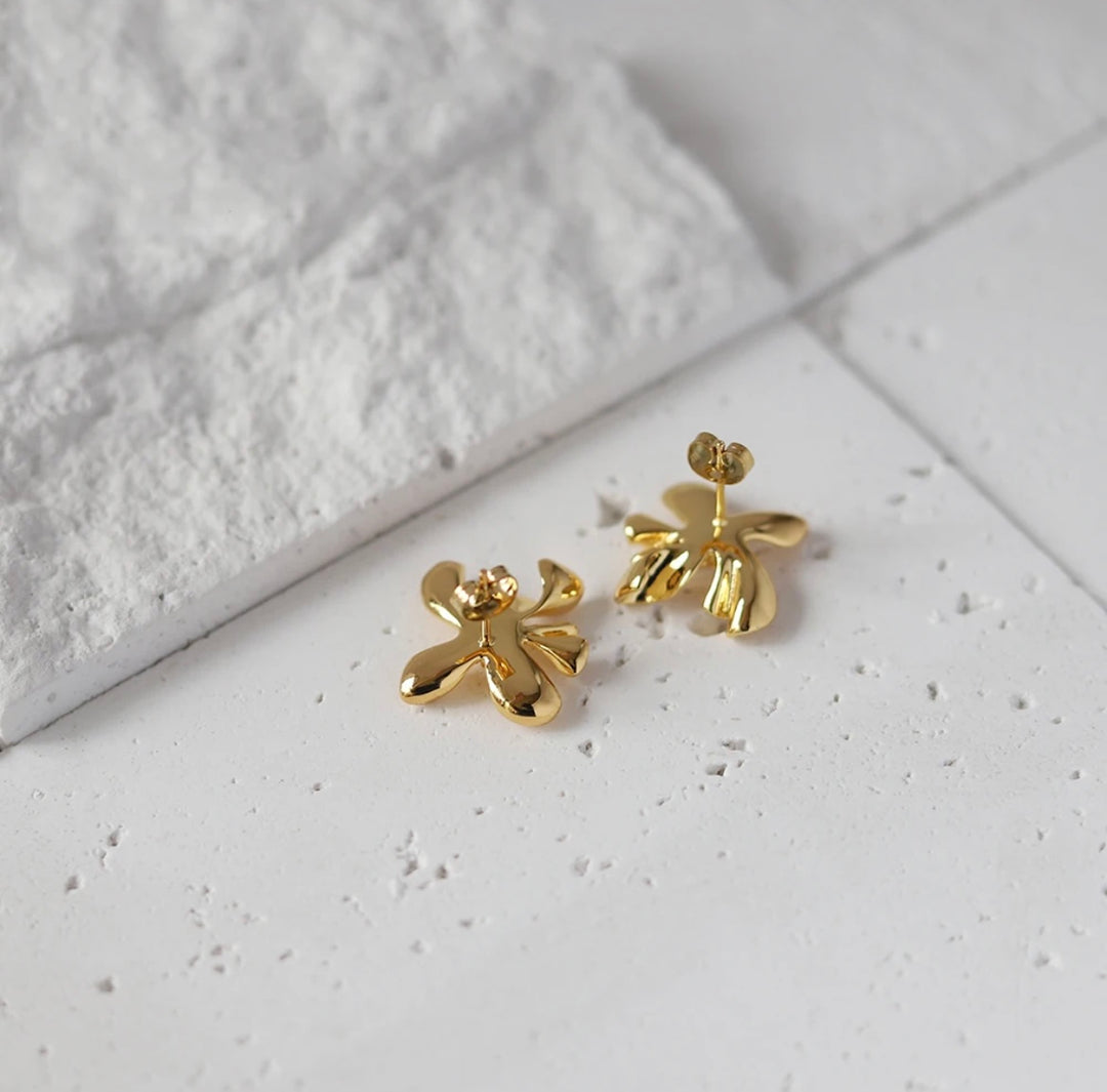 Gold Flower Earrings